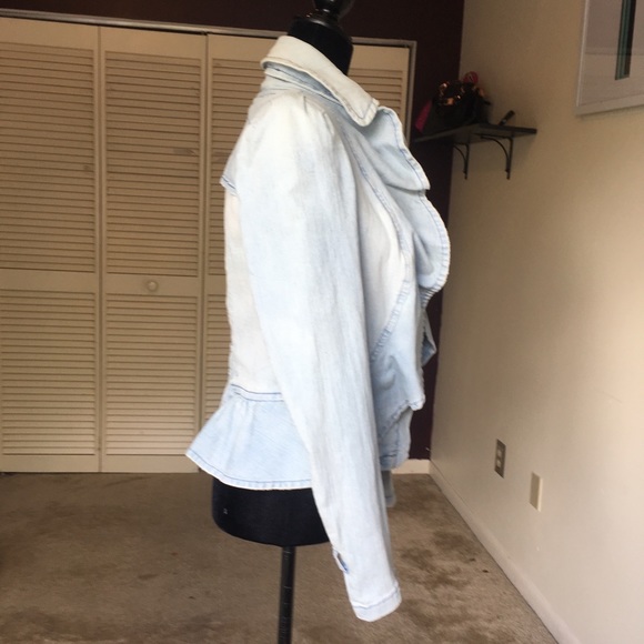 🧵I.N.C. STRETCH DENIM JEAN FRONT RUFFLE JACKET🧵 - Picture 2 of 8